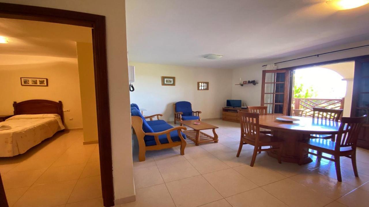Heliconia 2 Apartment *
